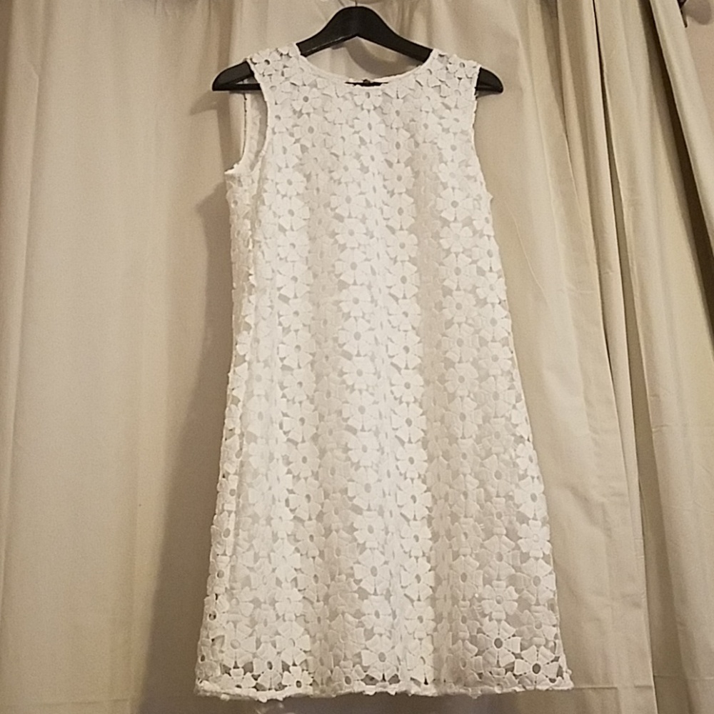8 DKNY White Dress